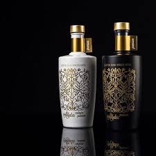 Cabello X Mure Cabelloxmure Los Angeles Aceite De Oliva Virgen Extra Premium Y Premium Ecologico Beverage Packaging Bottle Packaging Luxury Beauty Packaging