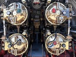Tcg hizirreis denizalti müzesi | tcg hizirreis submarine museum. Ulucalireis Denizaltisi Torpido Bolumu Fotograf Muzeler Istanbul