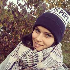 Her parents more or less gave her the speed gene while she was a baby. Anna Veith Anna Veith Twitter