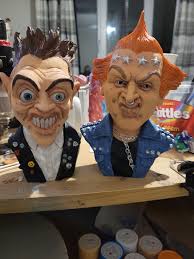 Maybe I've found my people here. I loved this show and this was my  favourite toy.