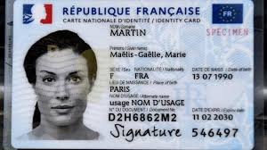 May 17, 2021 · outre son format carte de crédit (85,60mm × 53,98mm), comme désormais le permis de conduire, la nouvelle carte nationale d'identité possède une puce électronique, « hautement sécurisée. Rrhkn6fhnwdxdm