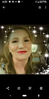 Hello everyone! My name is Cheryl, Im a native Californian still here! Just  turned 68 and feel great. One daughter, one granddaughter, boyfriend.And  Daphney the dog!