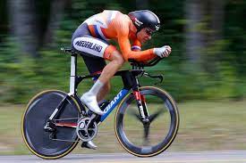 Tom dumoulin is one of the best time trialists in the pro peloton right now. First Look Giant S All New Trinity Triathlon Bike Road Bike Action