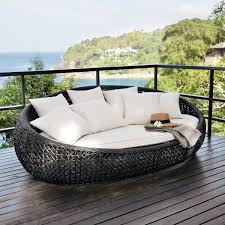 3 Sitzer Gartensofa Aus Kunstharzgeflecht Schwarz Maisons Du Monde In 2020 Tagesbett Veranda Mobel Gartensofa