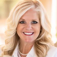 February 2024: Voted Best Personality and Most Friendly in the Class of  1982, learn what former Eagles cheerleader Cindy Dawson Moore is doing now  « Health & Wellness Magazine