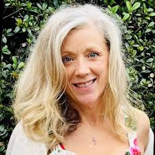 Super proud to be part of the first airline to add Braille signage … our  team is working really hard to outfit all mainline fleet by 2026 💙✈️💙