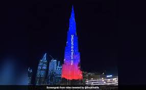With a total height of 829.8 m (2,722 ft, just over half a mile) and a roof height. Australia Wildfires Burj Khalifa Dubai Lights Up In Support Of Australia Over Devastating Wildfires