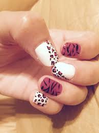 Unas Animal Print Rojas Blancas Y Negras Nails Unas Hermosas Unas Lindas Unas Rojas Somos una marca de ropa de cuero, nos dedicamos al diseño, confección y venta en este rubro hace 30 años, nuestras prendas tienen.