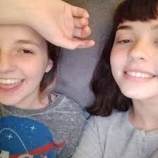 Sarah Rosengrant's Instagram, Twitter & Facebook