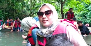 Bodyrafting citumang pangandaran, salah satu pangandaran tour pavorit untuk saat ini. Pengunjung Asal Bandung Nikmati Liburan Di Objek Wisata Citumang Pangandaran Post Pangandaran