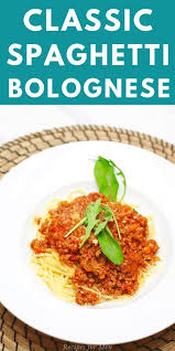 Easy Spaghetti Bolognese Spaghetti Bolognese Recipe Spaghetti Bolognese Slow Cooker Spaghetti Bolognese Recipe Bolognese Recipe Cooking Recipes For Dinner