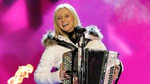 Melissa.naschenweng (@melissa_naschenweng) on tiktok | 12.1k likes. Melissa Naschenweng Rockt Beim Skiflug Weltcup Kulm