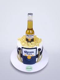 Cerveza Bizcocho De Cumpleaños Para Hombre Pin De Rossy En Tortas En 2020 Con Imagenes Torta De Cerveza Pastel De Cerveza