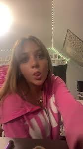 Alyssa Dow's Instagram, Twitter & Facebook