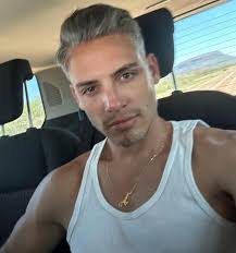 Mark Macnamara's Instagram, Twitter & Facebook