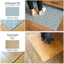 楽天市場 拭ける キッチンマット 約 90 cm 60cm おしゃれ 撥水 マット キッチン 台所 白 ブルー パターン 北欧 ハニカム 芝生 モザイク テラコッタ モロッカン 壁紙屋本舗 壁紙屋本舗 カベガミヤホンポ キッチンマット 北欧 アラベスク模様 キッチンマット