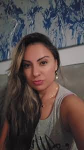 Sidney Rees's Instagram, Twitter & Facebook