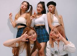 She then went to compete in jyp survival show sixteen in 2015, however, she failed to become a. Foto Profil Pre Debut Member Member Itzy Bocor Di Internet Ternyata Ada Jeon Somi Inikpop