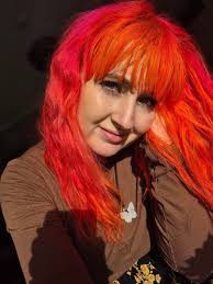 Heyyyy! I'm new in here so thought I'd introduce myself..