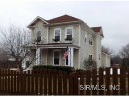 1026 George St Alton Il 62002 4203129 Real Estate Riverbender Com Real Estate Alton House Styles