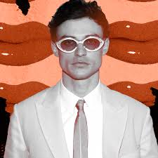 Is Thomas Doherty the Most Charming Man in Hollywood?