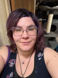 Turns out lots of people can do handstands