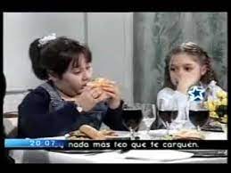 וטראנו ידועה בתפקידיה בטלנובלות פינת אור, קטנטנות וכמעט מלאכים Candela Vetrano En Agrandadytos Almorzando Con Dady Brieva Youtube