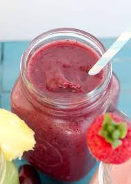 If you're new to low sugar smoothies you can always add half a banana or apple to help bridge the gap until your taste buds adjust to the lower sugar quantity.; 10 Smoothie Ideas Under 150 Calories