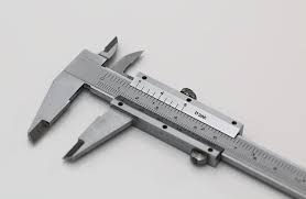 Whole numbers (1,2,3, etc.) are followed by a decimal point and an notice how the zero line is just a smidge to the right of that second line after the 3. Best Vernier Caliper Reviews Guide Top 10 Picks 2021