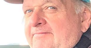 Linda Ledet's Instagram, Twitter & Facebook