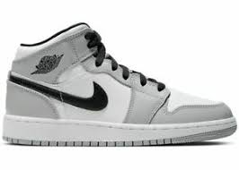 Jordan mens air jordan 1 mid leather synthetic trainers. Nike Air Jordan 1 Mid Light Smoke Grey Gs 554724 092 Ebay
