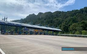 Dengan kemalangan ini, jika tidak saya tak tahu bagaimana nasib saya, kata mohamad solehin azahari, 19, saksi kemalangan maut membabitkan sebuah kenderaan di kilometer 138.1 lebuhraya utara selatan (plus). Bernama Aidiladha Aliran Trafik Lengang Di Beberapa Lebuh Raya Utama