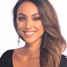 Jacquelyn Dahl's Instagram, Twitter & Facebook