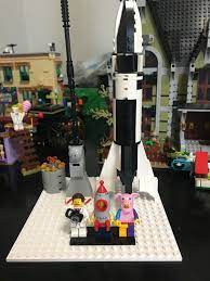 Any Gravity's Rainbow fans? V2 rocket and Tyrone Slothrop : r/lego