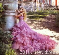 Luxury Ruffles Womens Bridal Gown Fluffy Long Train Crystal Wedding Dress Custom Fashion Wedding Women Go Bridal Ball Gown Ball Gowns Puffy Wedding Dresses
