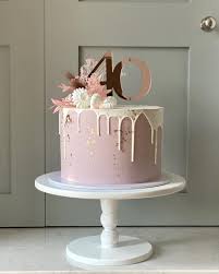 From chocolate or white cake to lemon and carrot cake, you'll find dozens of the best birthday cake recipes, just waiting to be decorated. Jessica On Instagram I Love This Rich Dusky Pink Colour Coupled With Rose Gold Ton Birthday Cake For Women Simple 40th Birthday Cakes Elegant Birthday Cakes