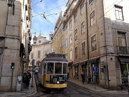 ​learn more about ​​portugal ​​​and other countries in our fre. Portugal Revolucao Dos Cravos E Os Enigmas De Hoje Opiniao