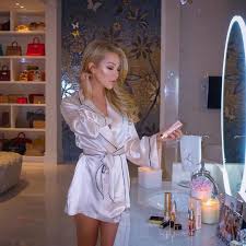 Lisa Hochstein Lisa S World Lisahochstein On Instagram Thank You Theperfectv For Introducing Me To This Unbelievable Luxury Skincare Line For The V