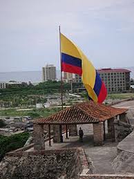 La primera y la más famosa interpretación que se hizo sobre su disposición cromática, es decir, sobre el orden que tienen las franjas de colores en la bandera, fue la que se atribuye a francisco antonio zea en el congreso de angostura en 1819. Bandera De Colombia Wikipedia La Enciclopedia Libre
