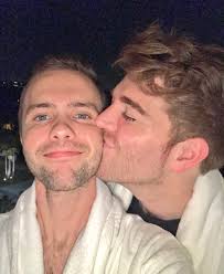 Daisy Trejo (@DaisyTrejo11)