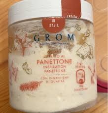 Un locale legato al valore della tradizione ma nel quale al tempo stesso si propone un gelato moderno e gustoso. Grom Panettone