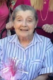 Denise Perra's Instagram, Twitter & Facebook