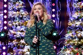 Today anchor hoda kotb went on the kelly clarkson show to promote her new book, this just speaks to me: In Praise Of The Kelly Clarkson Show Tv Guide