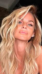 Sabrina Rojas, a los besos con un famoso exfutbolista de Boca en un  restaurante: de quién se trata, Majo Martino contó en Mañanísima que la  actriz tuvo un apasionado encuentro con un ex jugador del ...