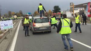 Join prime video now for €5.99 per month. Video Gilets Jaunes Les Coulisses D Une Scene Violente A Chambery