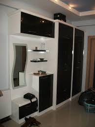 Neue Mode Moderne Garderobenmodelle Bilder Wardrobe Door Designs Bedroom Closet Design Wardrobe Design Bedroom