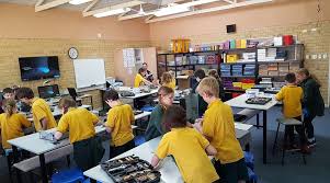 Students At Mundaring Primary School In Australia Are Tackling A Stem Challenge With A Twist Stem Challenges Challenges Primary School