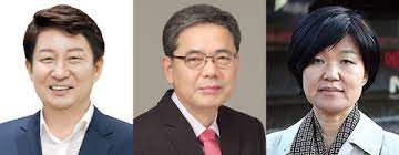 곁에서 이를 지켜본 대구시청 공무원이 급히 권 시장을 업어 시청 2층 시장실로 이동했고, 이후 119구급차를 불러 경북대병원으로 이송했다. 40wqi Kitcsvam