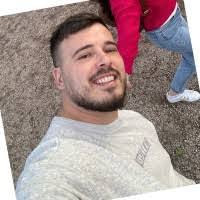 Alex Adrian's Instagram, Twitter & Facebook