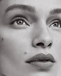 Still one of my all-time favorite shoots with @thelumagrothe, especially  the first shot! We spent a few hours in the studio focusing